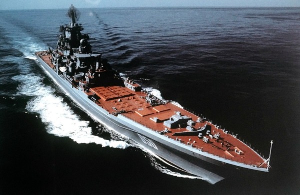 現代の戦艦！ロシア原子力巡洋艦キーロフがアメリカを震え上がらせる！