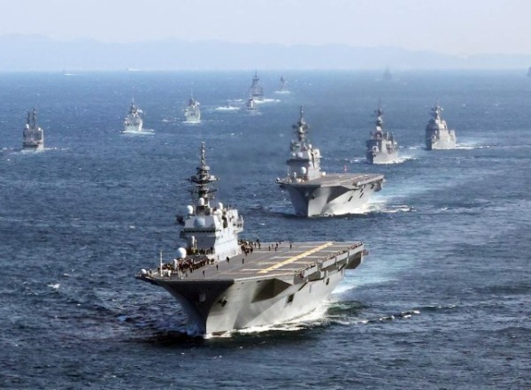 陸・海・空自衛隊の観閲式。20年ぶりの国際観艦式に韓国参加、中国不参加